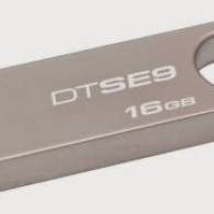Memoria USB Metal 638 B