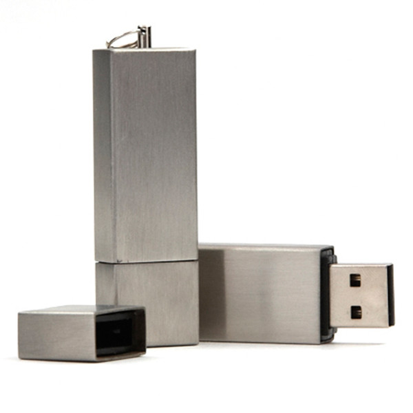 Memoria USB metálica con llavero